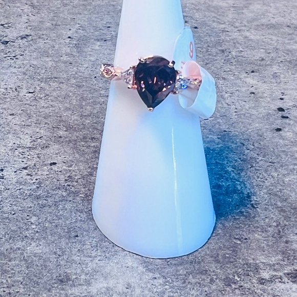 Ring Bomb Party Ring, NWOT, Size 6 Tag still attached - Picture 5 of 7